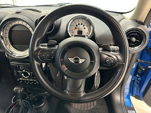 MINI Countryman thumbnail