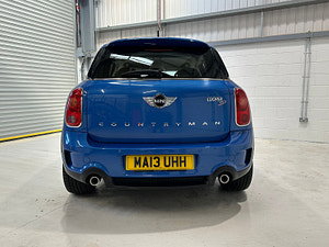 MINI Countryman thumbnail