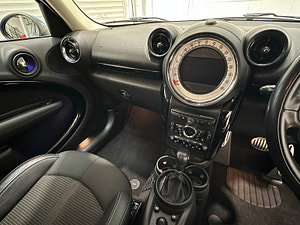 MINI Countryman thumbnail