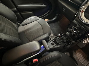 MINI Countryman thumbnail
