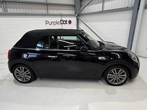 MINI Convertible thumbnail