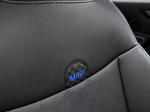 MINI Cooper thumbnail