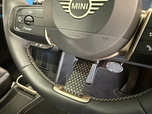 MINI Cooper thumbnail