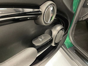 MINI Hatch thumbnail