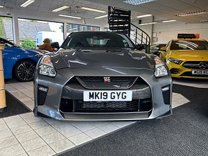 Nissan GT-R thumbnail