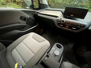 BMW i3 thumbnail
