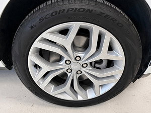 Land Rover Range Rover Evoque thumbnail