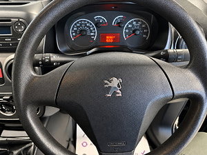 Peugeot Bipper Tepee thumbnail
