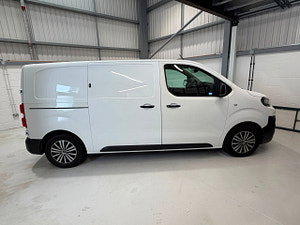 Peugeot Expert thumbnail