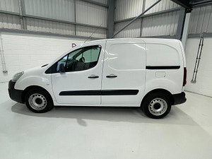 Peugeot Partner thumbnail