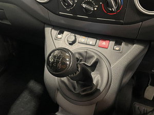Peugeot Partner thumbnail