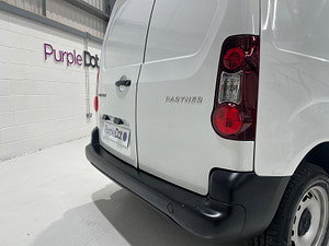Peugeot Partner thumbnail
