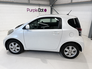 Toyota IQ thumbnail