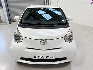 Toyota IQ thumbnail