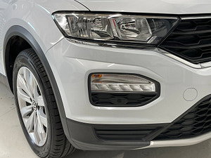 Volkswagen T-Roc thumbnail