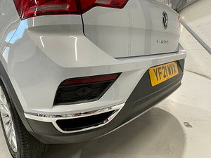 Volkswagen T-Roc thumbnail