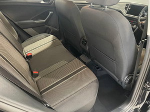 Volkswagen T-Roc thumbnail