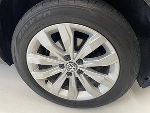 Volkswagen T-Roc thumbnail