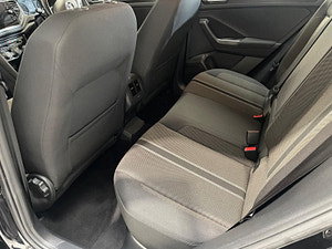 Volkswagen T-Roc thumbnail