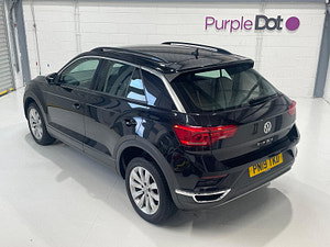 Volkswagen T-Roc thumbnail