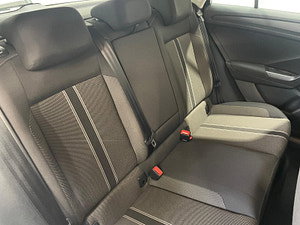 Volkswagen T-Roc thumbnail