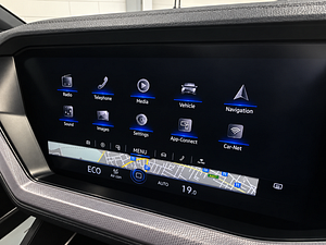 Volkswagen Touareg thumbnail