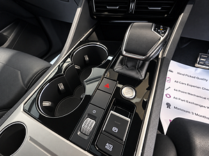Volkswagen Touareg thumbnail