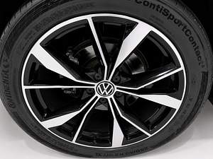 Volkswagen Tiguan thumbnail