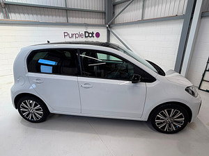 Volkswagen up! thumbnail