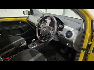 Volkswagen up! thumbnail