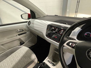 Volkswagen up! thumbnail