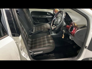 Volkswagen up! thumbnail