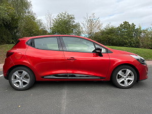 Renault Clio thumbnail