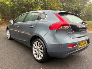 Volvo V40 thumbnail