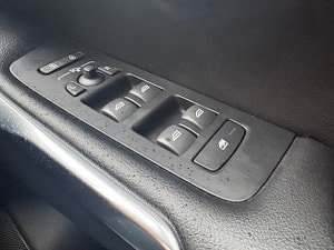 Volvo V40 thumbnail