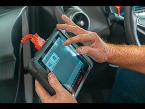 Volvo V40 thumbnail