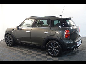 MINI Countryman thumbnail