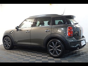 MINI Countryman thumbnail