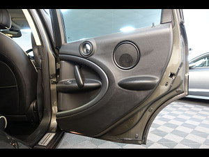 MINI Countryman thumbnail