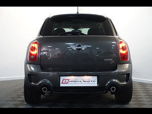 MINI Countryman thumbnail