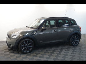 MINI Countryman thumbnail