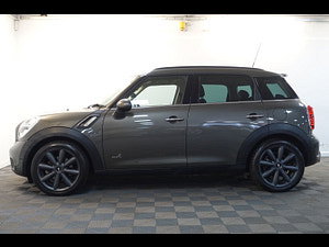 MINI Countryman thumbnail