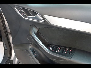 Audi Q3 thumbnail