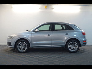 Audi Q3 thumbnail