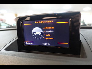 Audi Q3 thumbnail