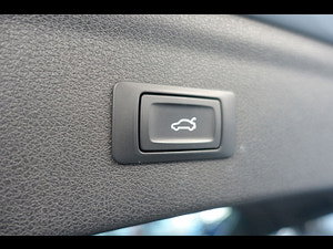 Audi Q3 thumbnail
