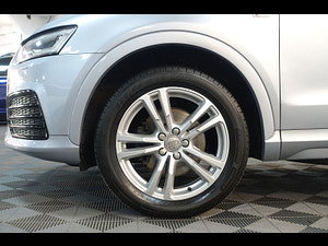Audi Q3 thumbnail