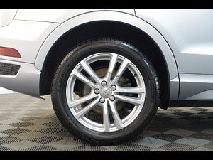Audi Q3 thumbnail