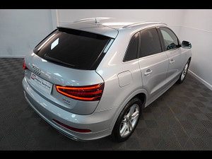 Audi Q3 thumbnail