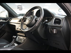 Audi Q3 thumbnail